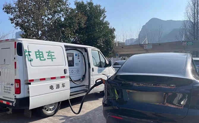 东昌区汽车搭电